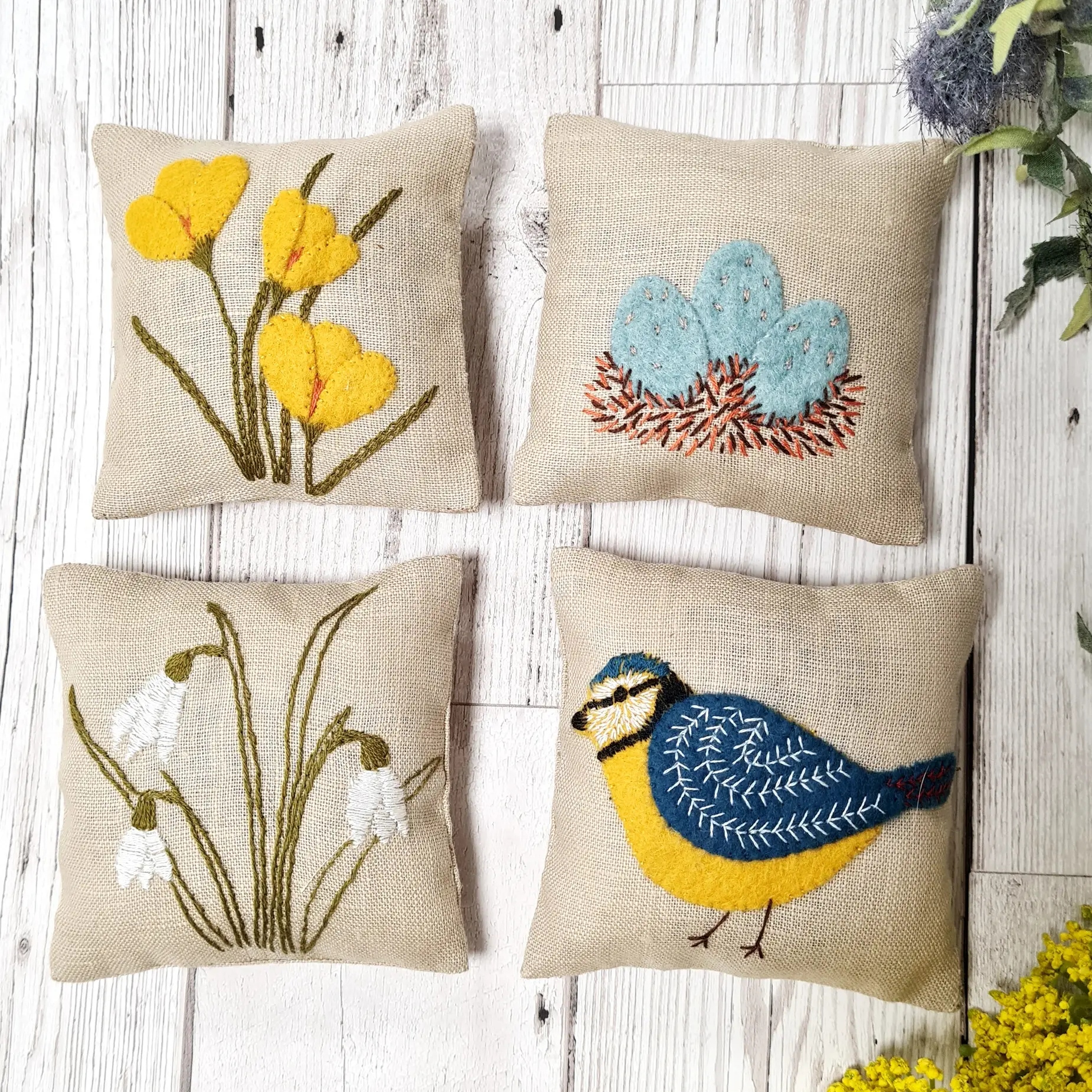 Corinne Lapierre Spring Garden Lavender Bags Embroidery Kit